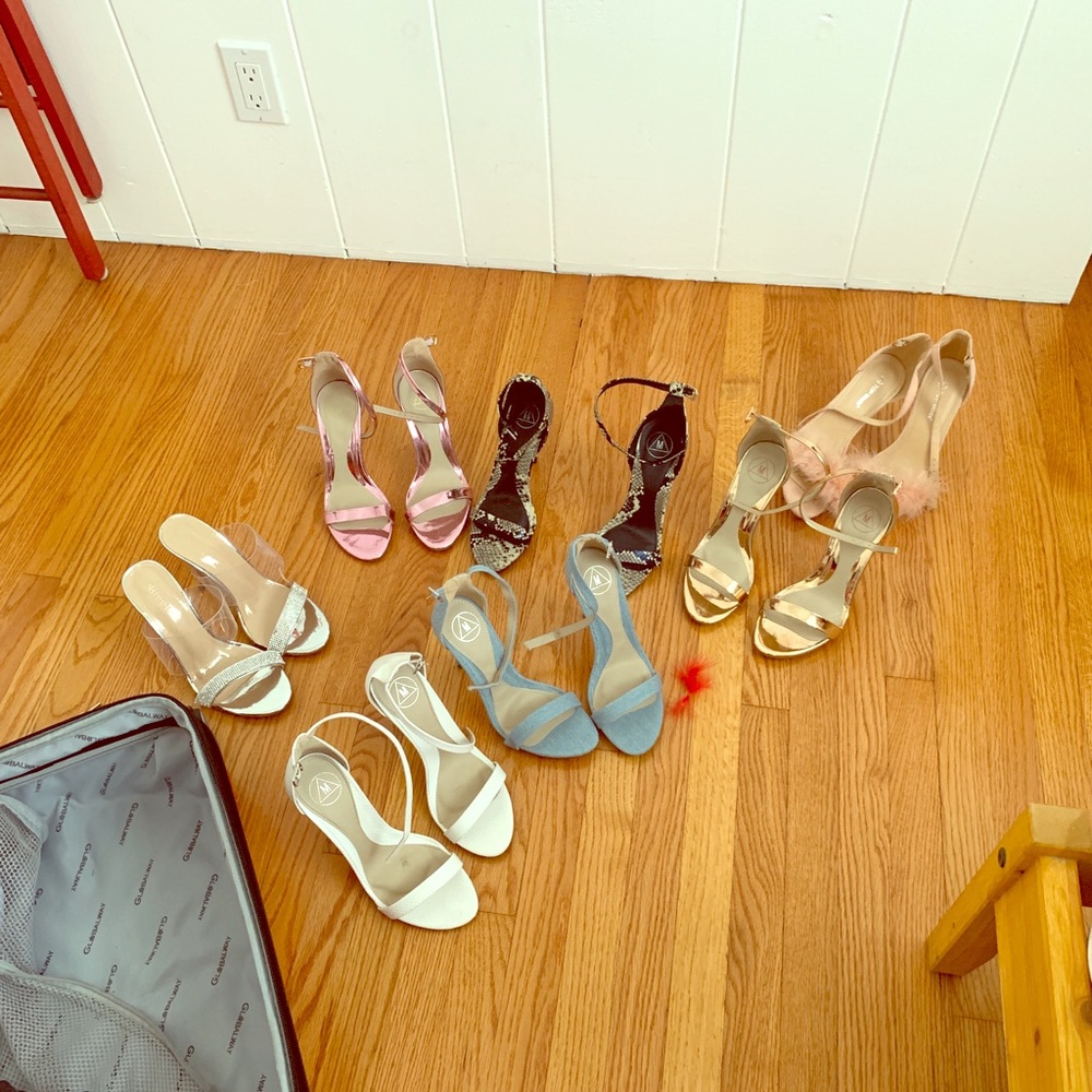 7 different color heels from misguided